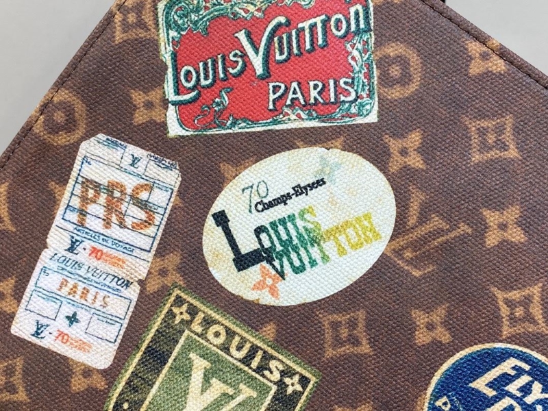 LV Clutch Bags